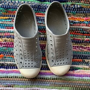 Kid’s Natives Jeffersons Size 13 Light Gray